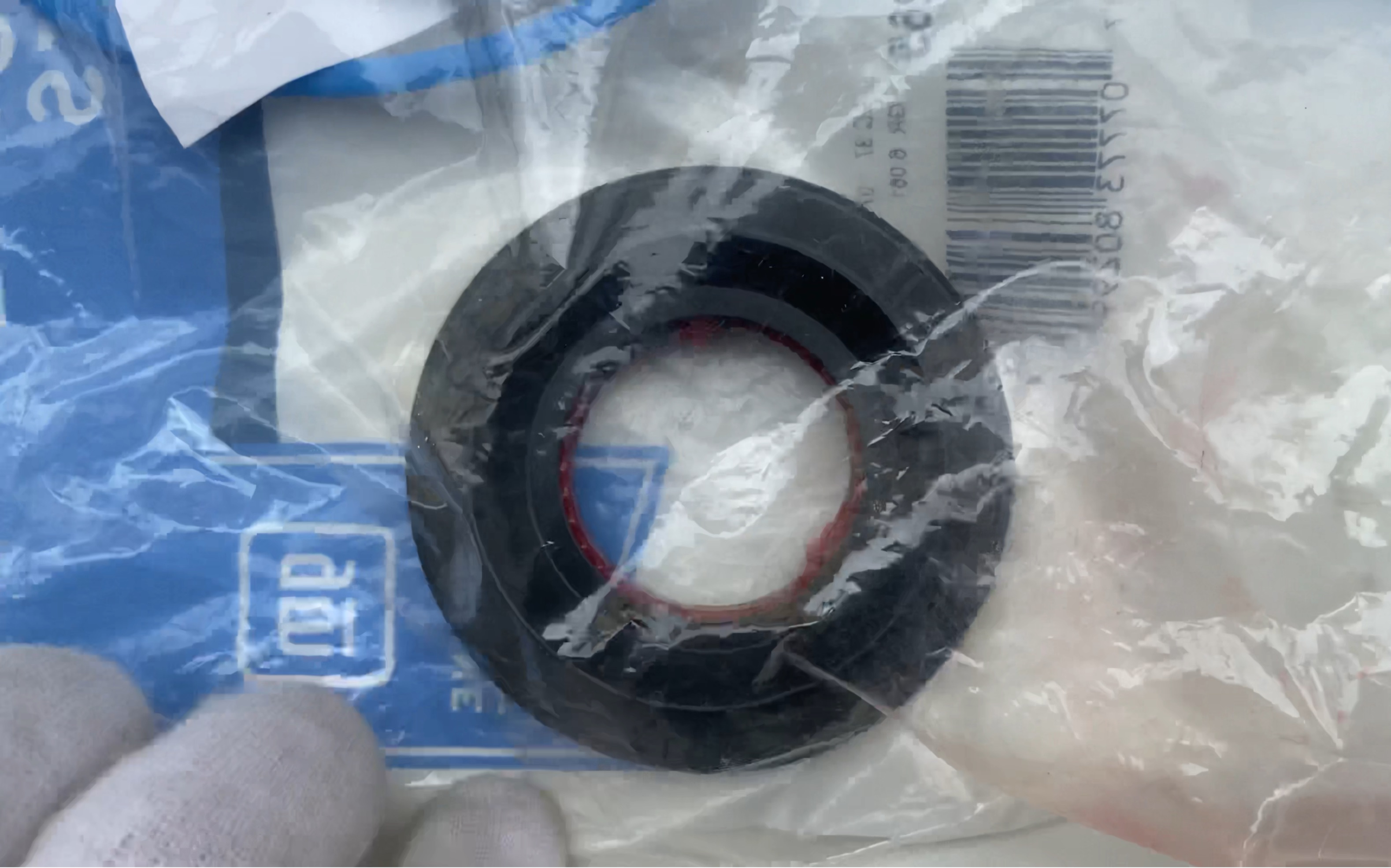 別克昂科雷 凱迪拉克srx,半軸油封,原廠進(jìn)口美國(guó)通用,不跟網(wǎng)上的電商